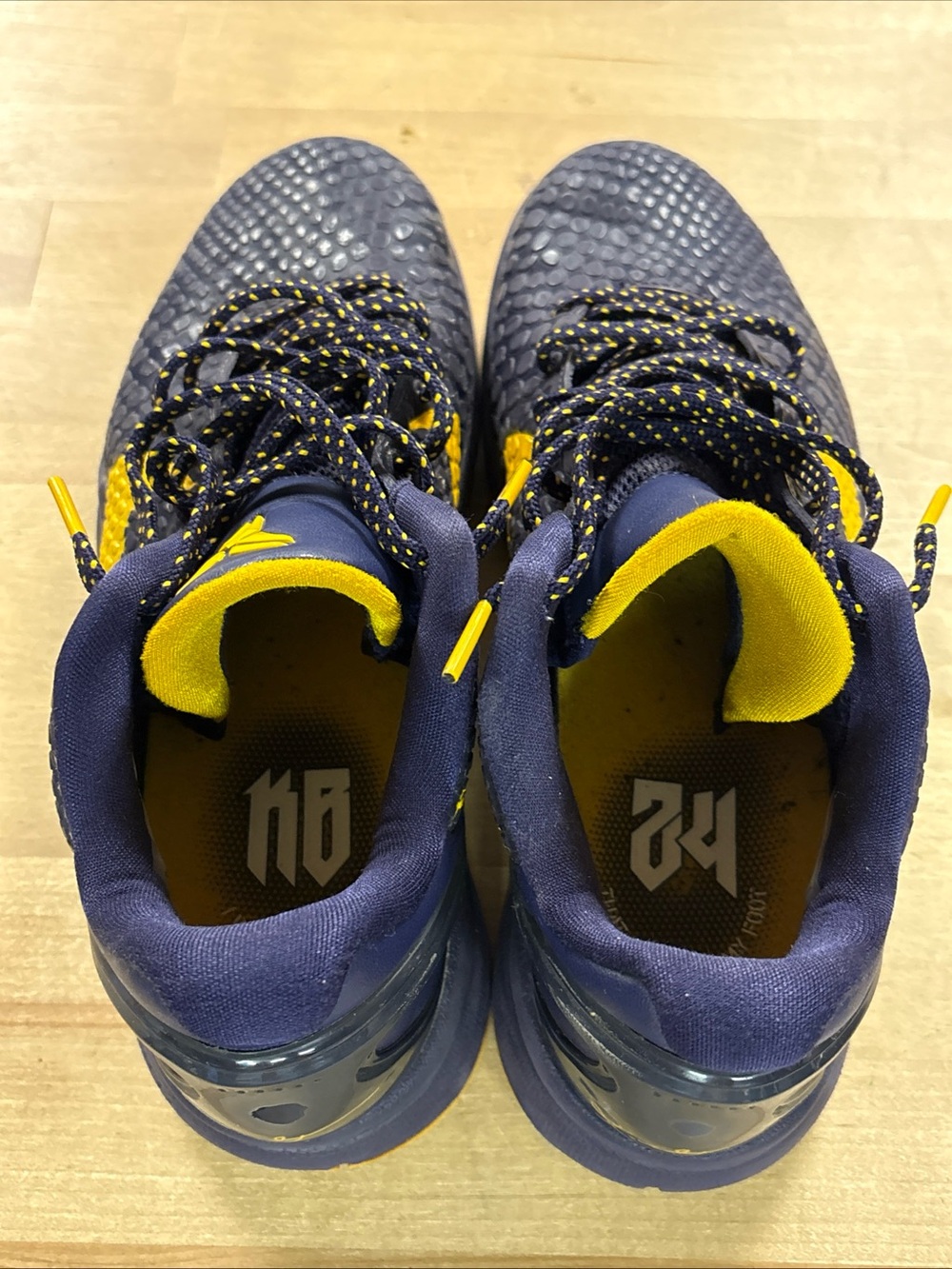 Nike Zoom Kobe 6 "Imperial Purple" sneakers - Picture 4 of 11